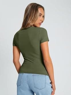 Trendy Queen Womens Basic T Shirts Summer Tops 2026 Crop Short Sleeve Slim Fit Tee Cute Gym Workout Clothes