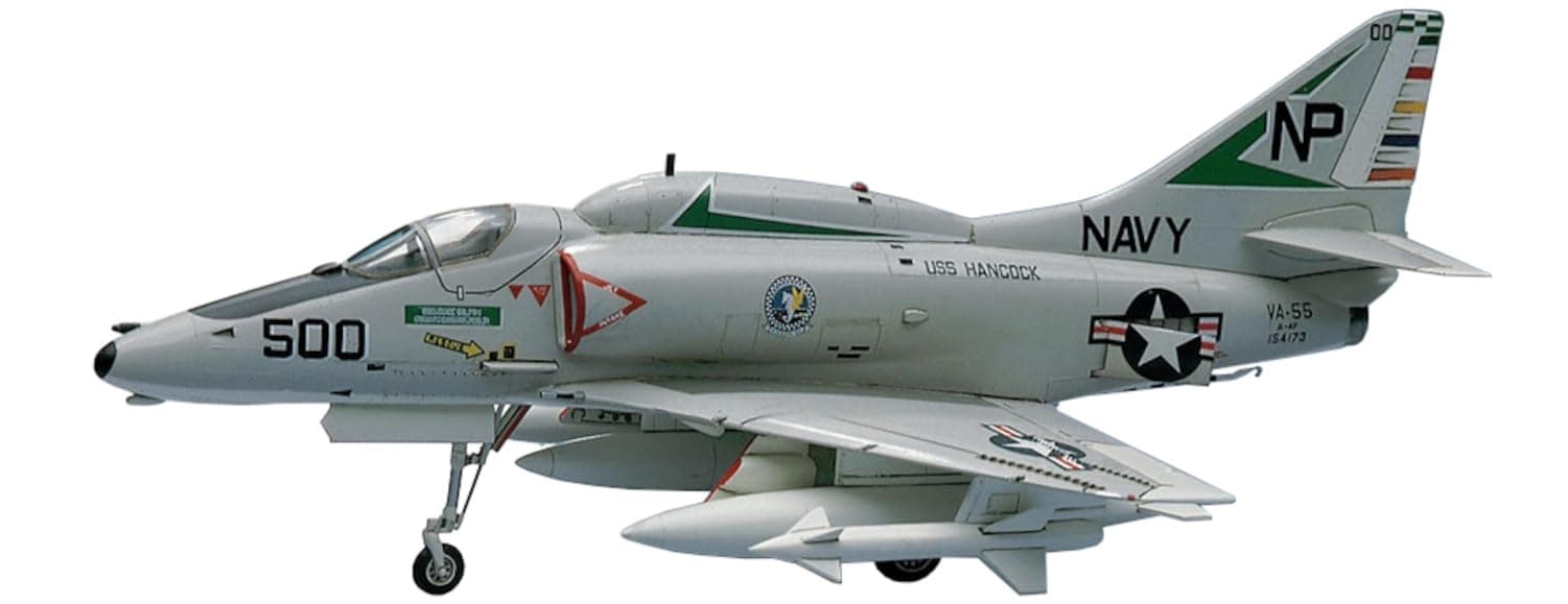 1:72 Scale A-4E:F Skyhawk Model Kit