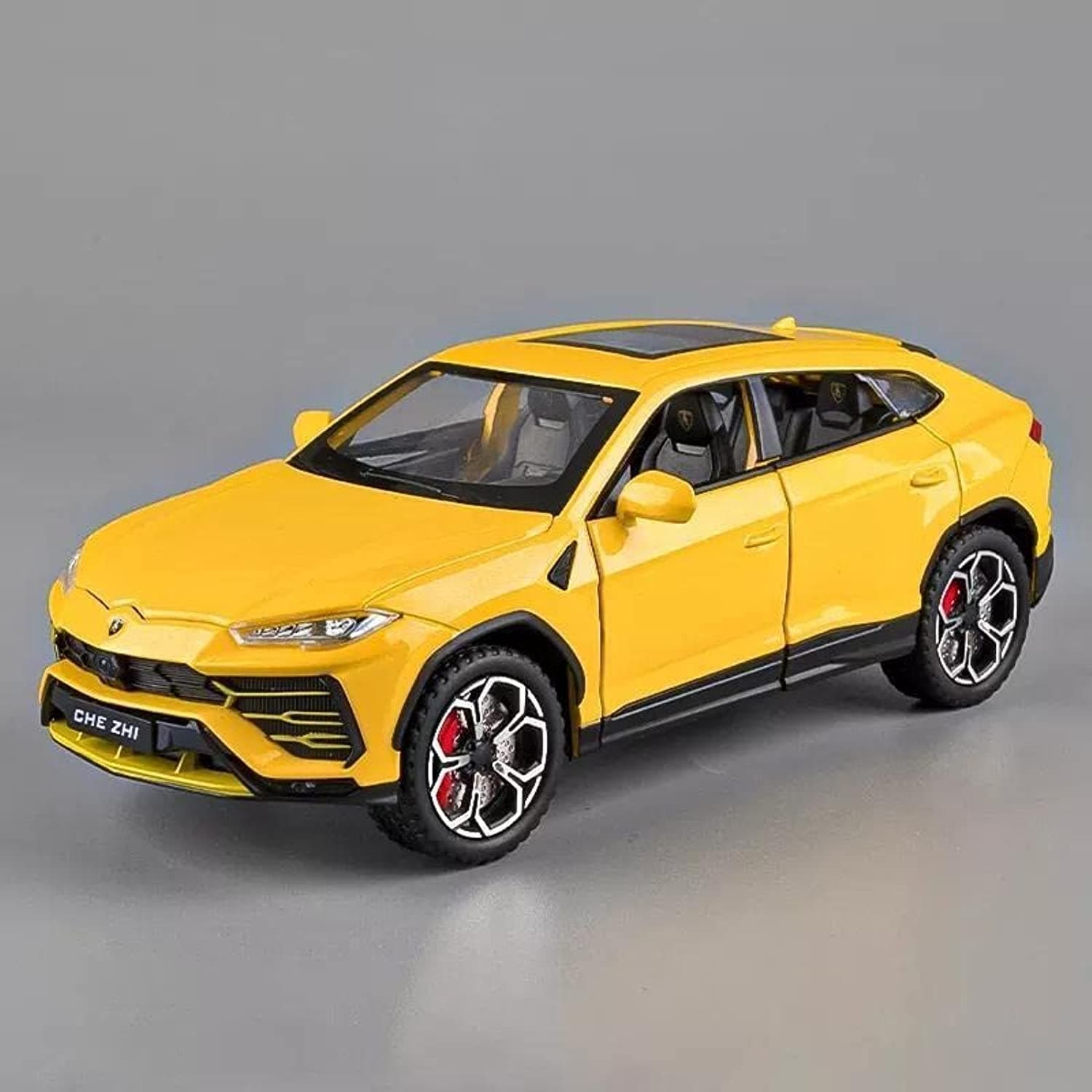 SGT 1:24 Lamborghini Urus Car Model, Diecast Pull Back Car Toy car, Doors Open, Light and Sound, Boys Toys Kids Adults Gifts-YELLOW