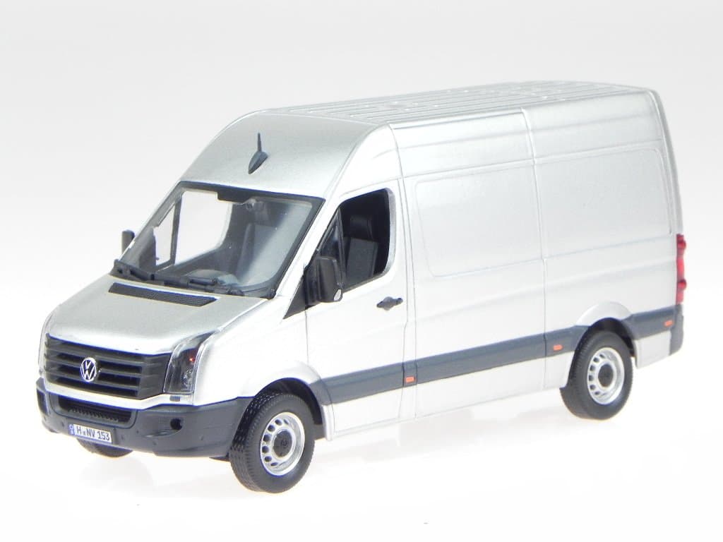 VW Crafter box Oxide Silver GP Facelift Model Car Premium Classico Sixxs 1: 43