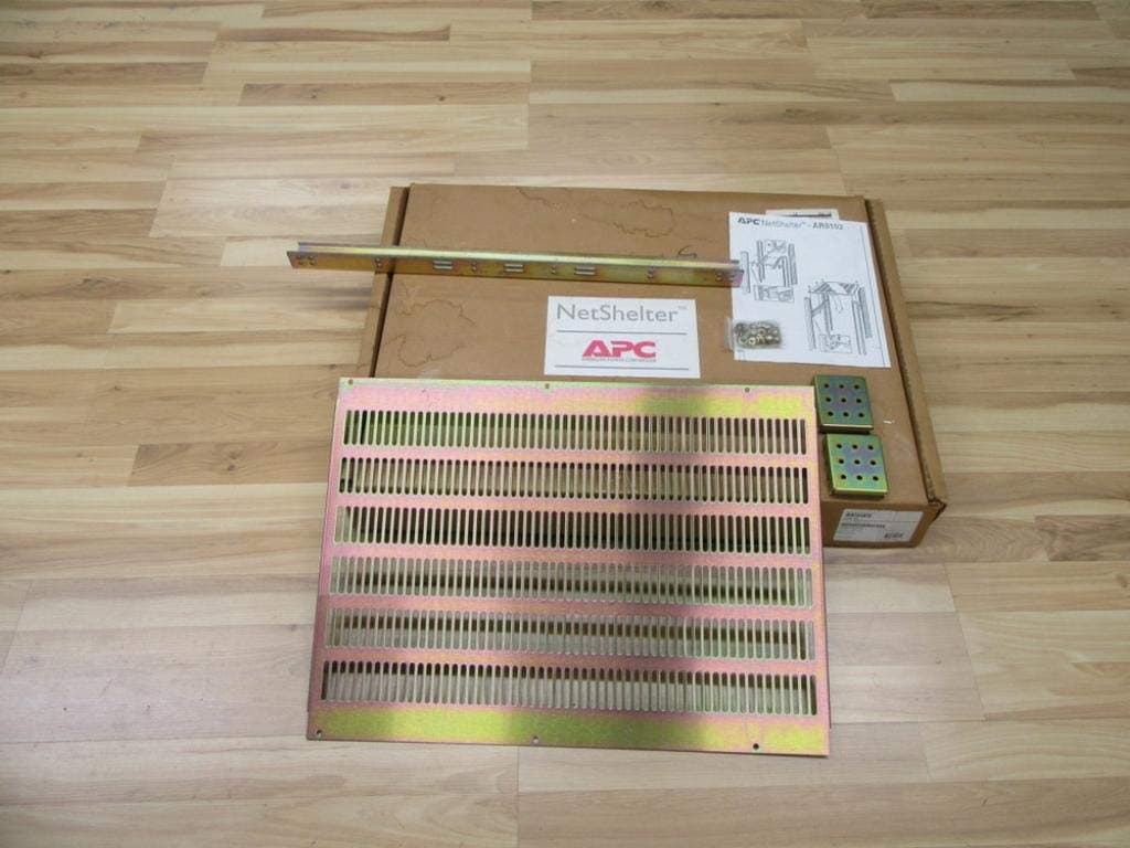 APC AR8102 Net Shelter Fixed Shelf AR8122