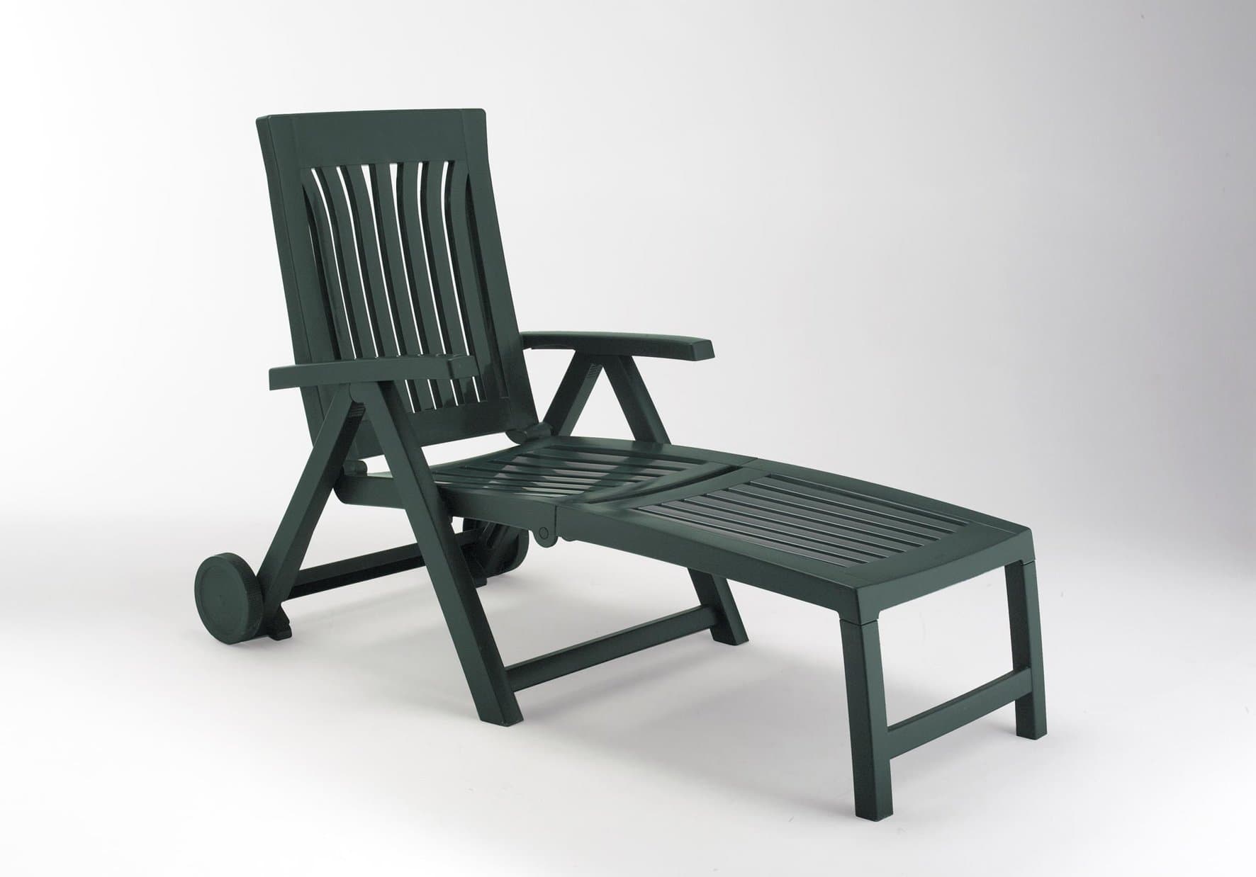 ACHILLE Multi-Position Resin Sunbed - White