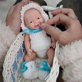 MYREBABY 7 Inch Reborn Baby Doll ，Silicone Doll Boy Lvin Mini Realistic Newborn Baby Dolls Silicone Full Body Stress Relief