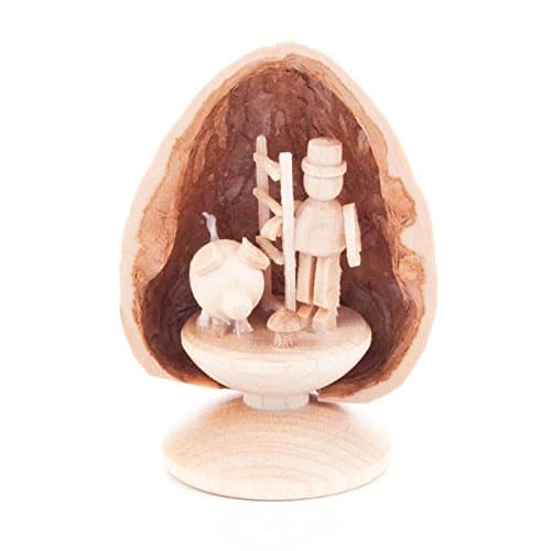 Walnut three lucky charm Standing – Dregeno Ore mountains